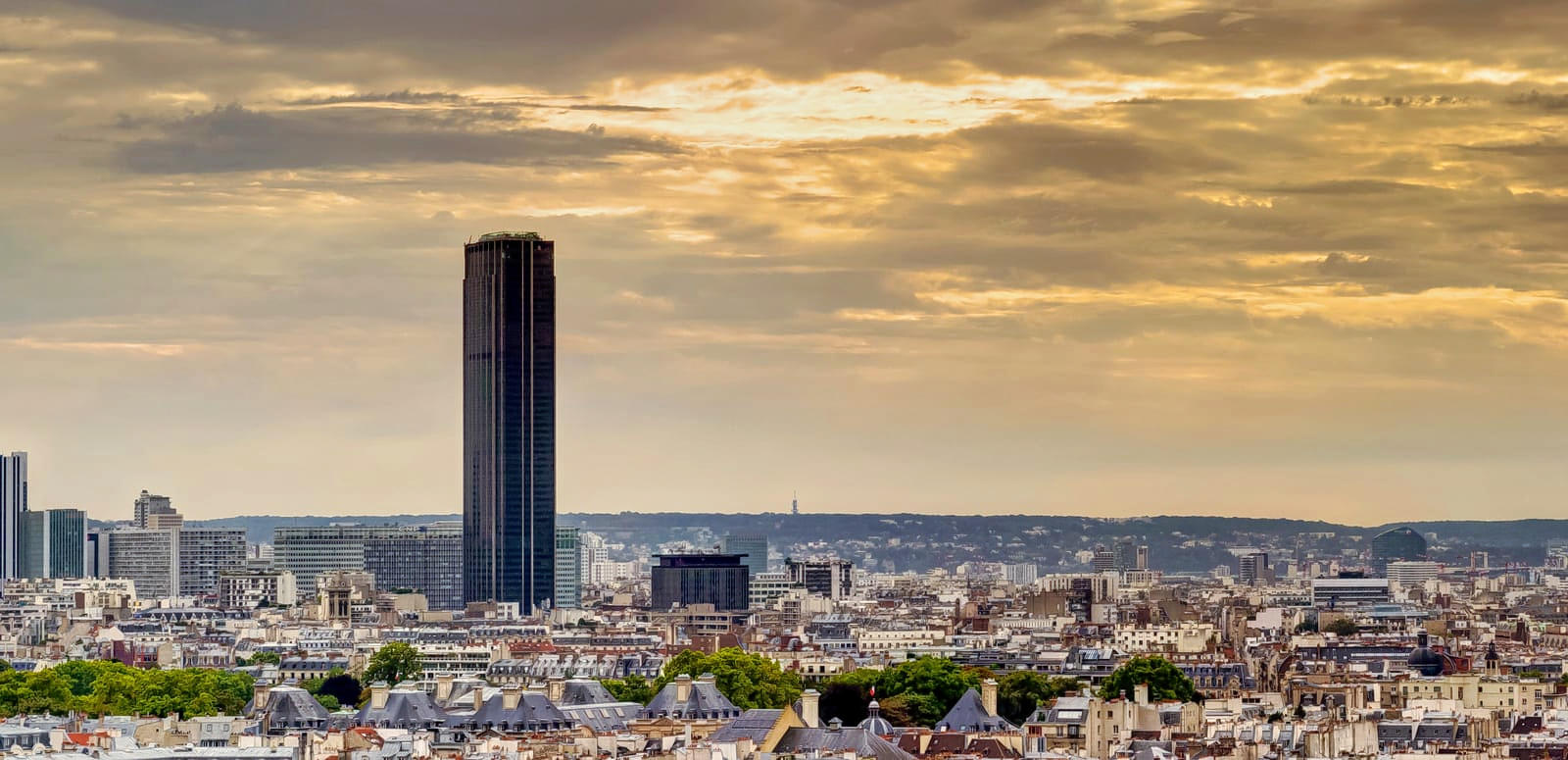 Montparnasse Tower Overview