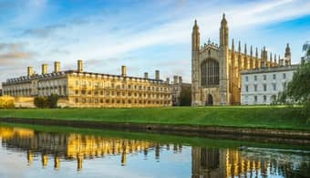 Admire the stunning structure of the Kings College Chapel