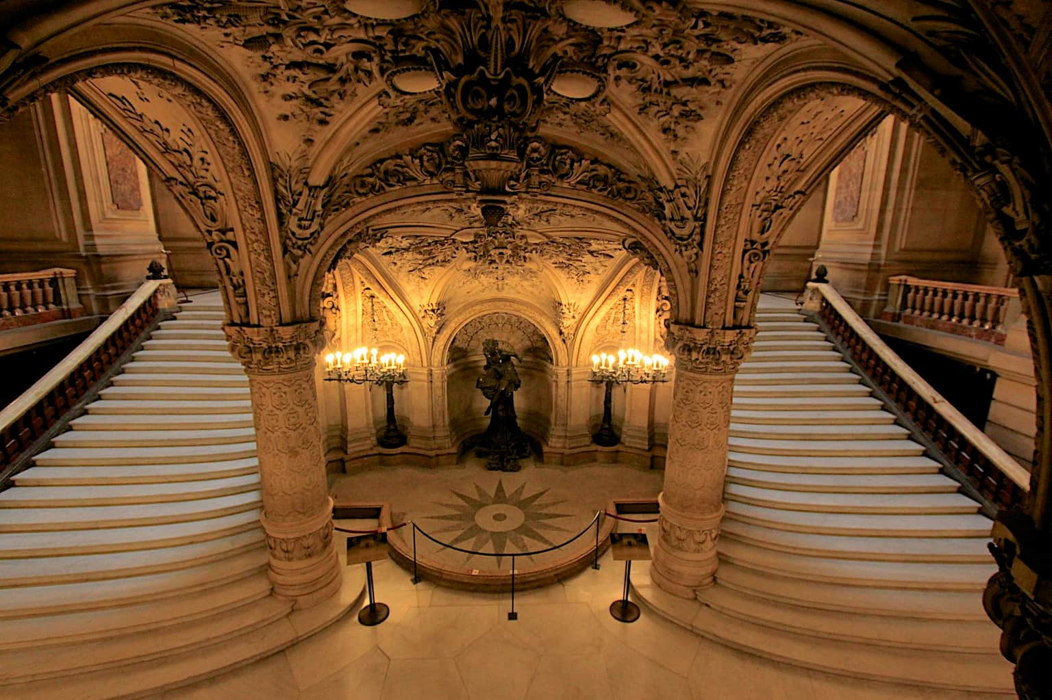 Bassin De La Pythie & Grand Escalier
