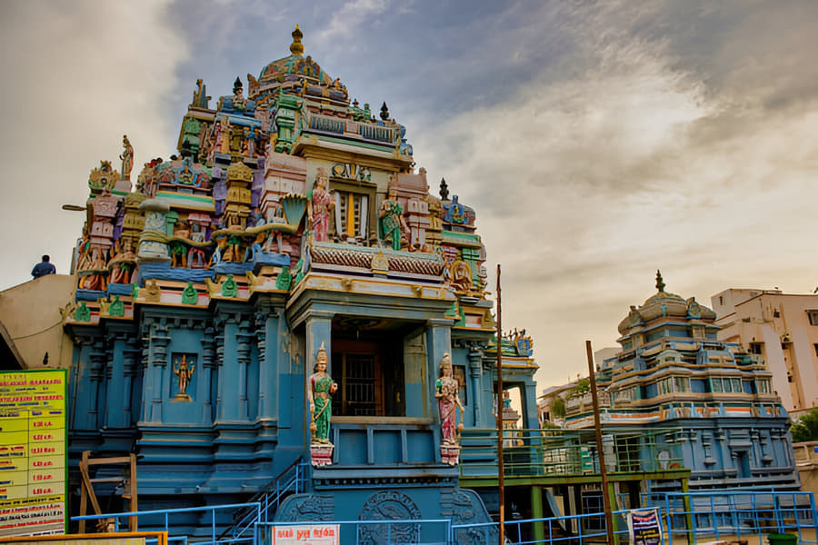 Bajaj Avenger Street 220 on Rent in Chennai Image