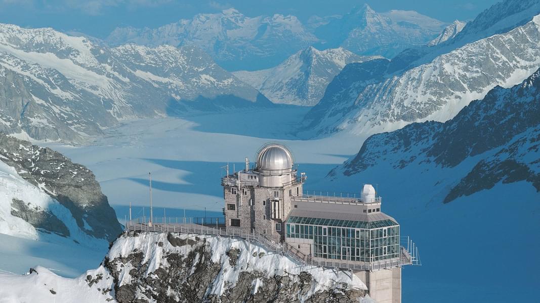 Explore the Sphinx Observatory in jungfraujoch