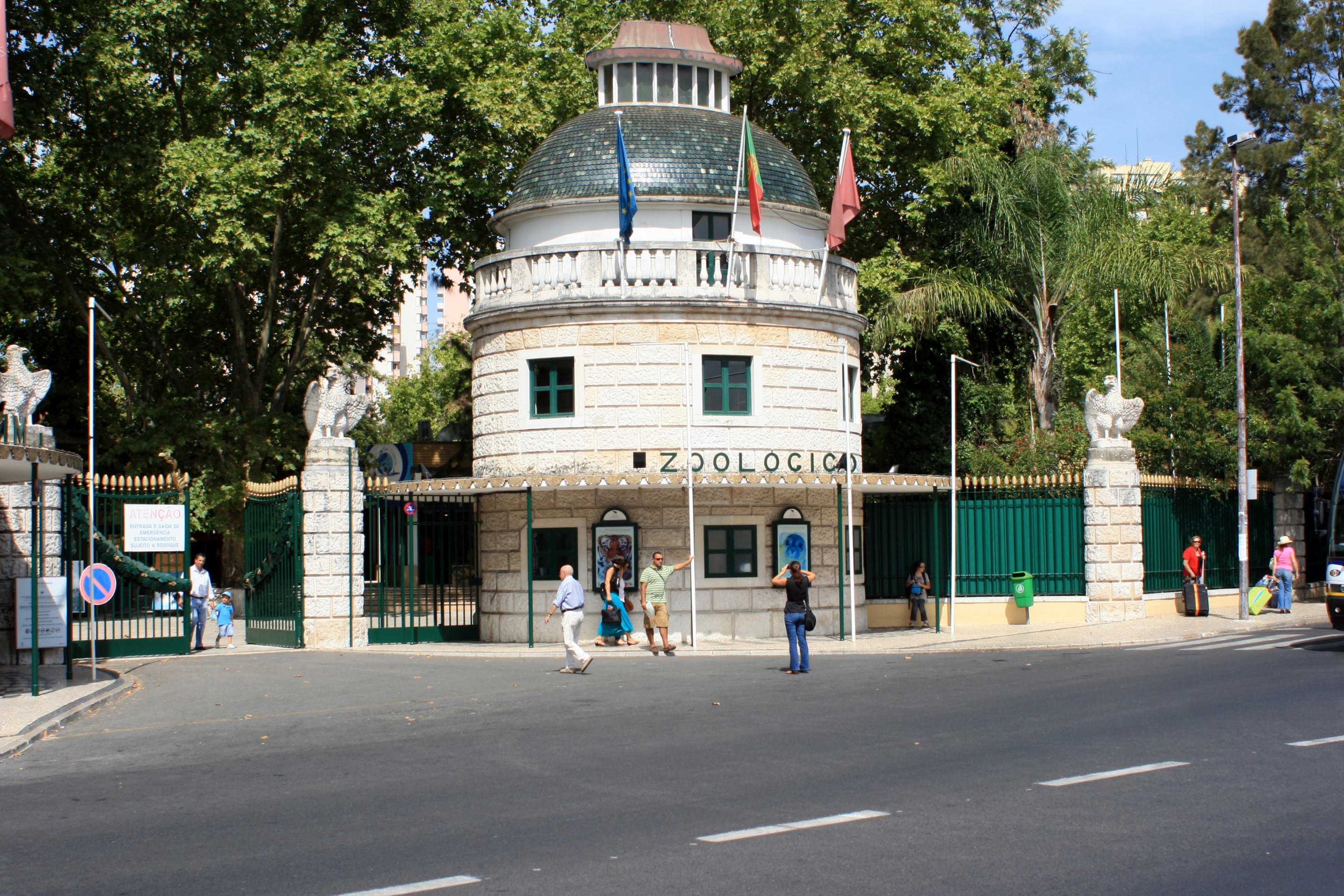 Lisbon Zoo Overview