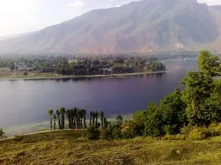 Manasbal Lake