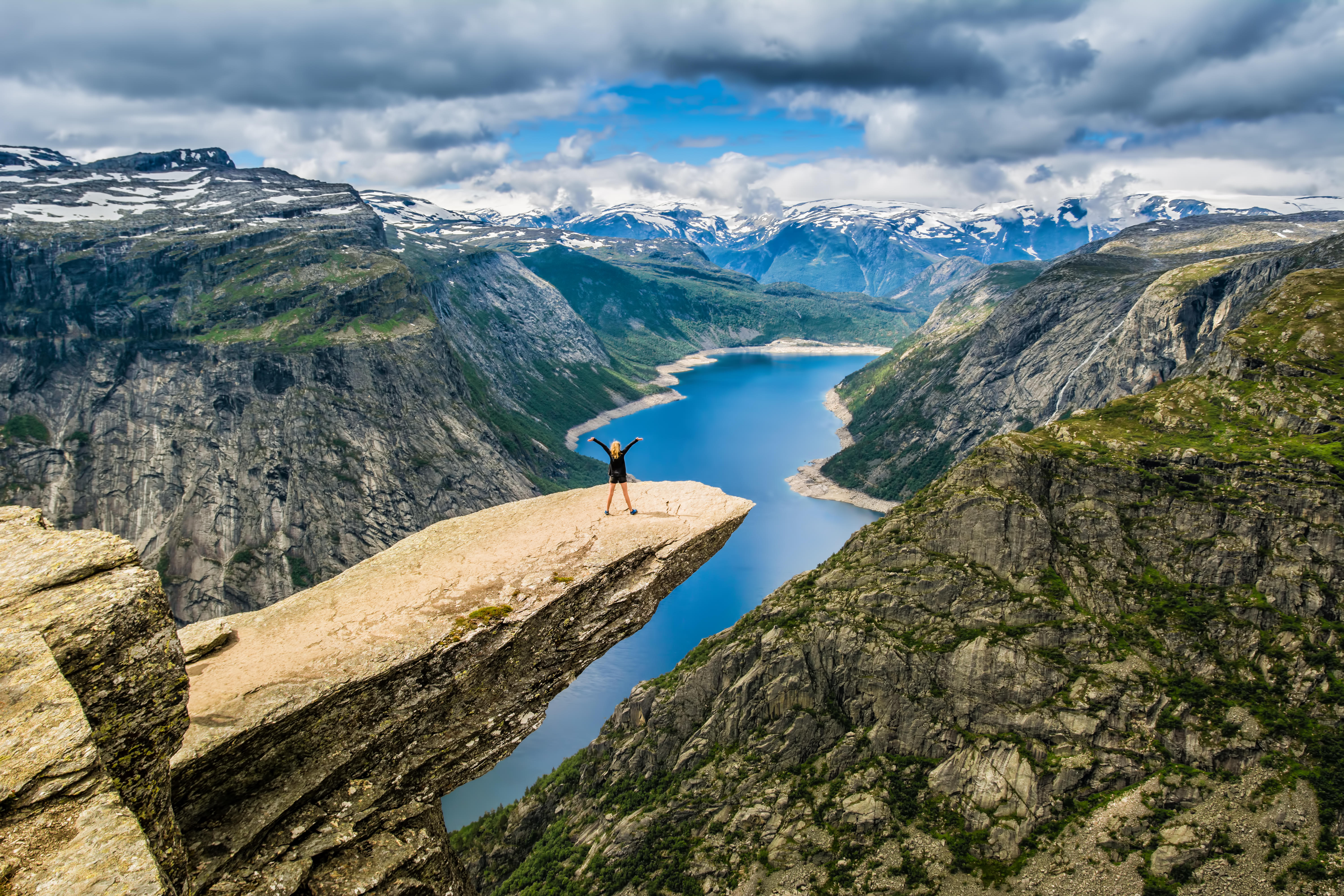 Norway Tour Packages | Upto 50% Off May Mega SALE