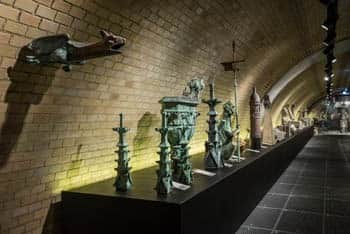 Explore The Hungarian Parliament Museum