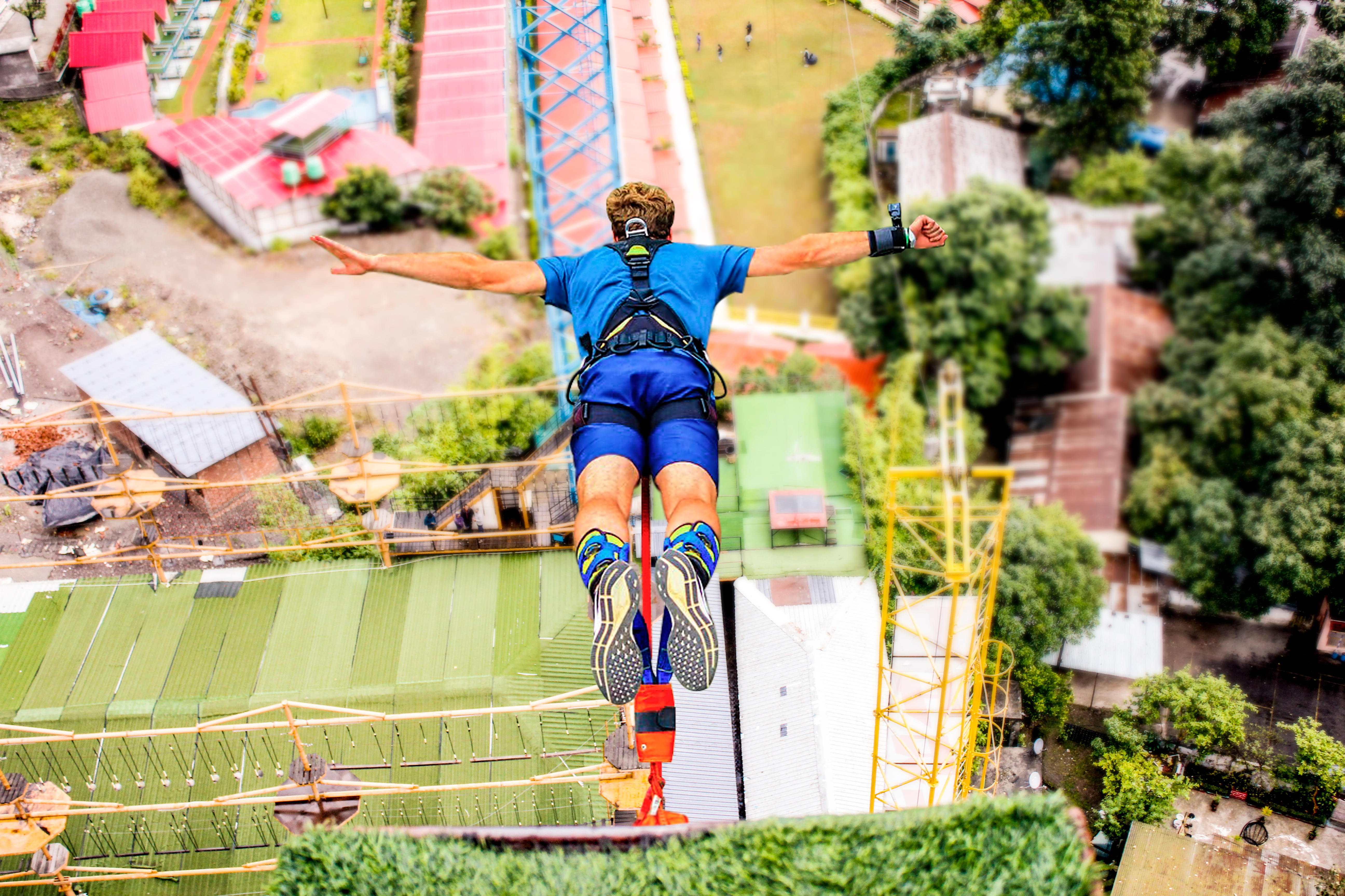 Enjoy 1 minute of Bungee Jumping in Rishikesh