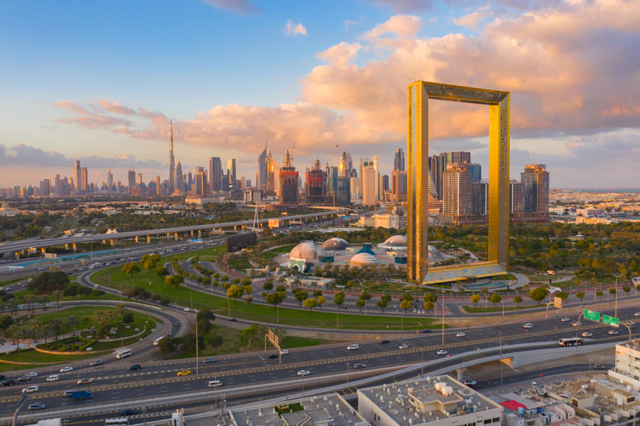 Sky Deck At Dubai Frame