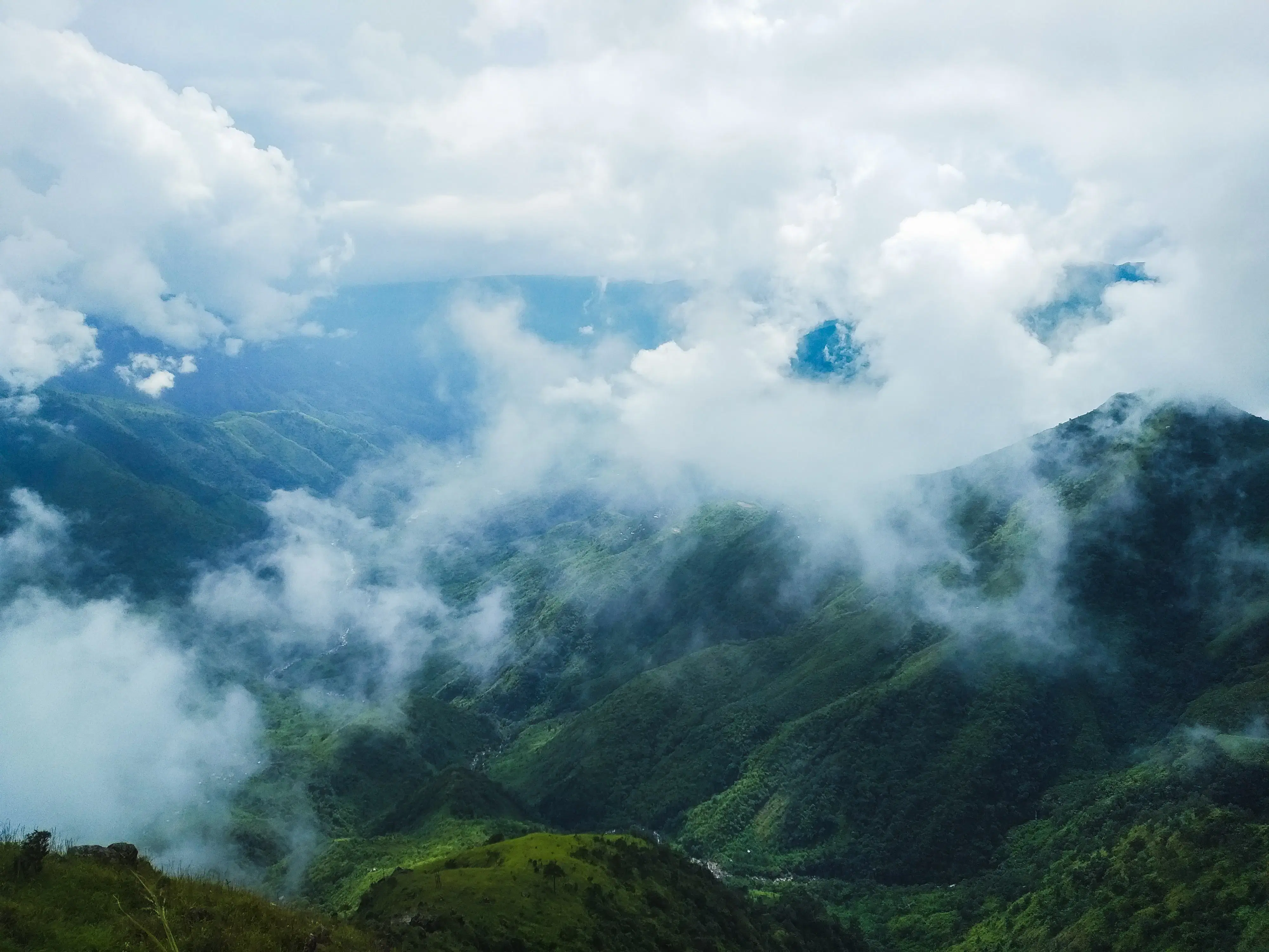 Meghalaya Packages from Bhopal | Get Upto 40% Off
