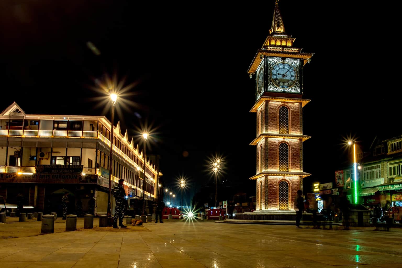 Markets and Shopping centres to explore in Kashmir