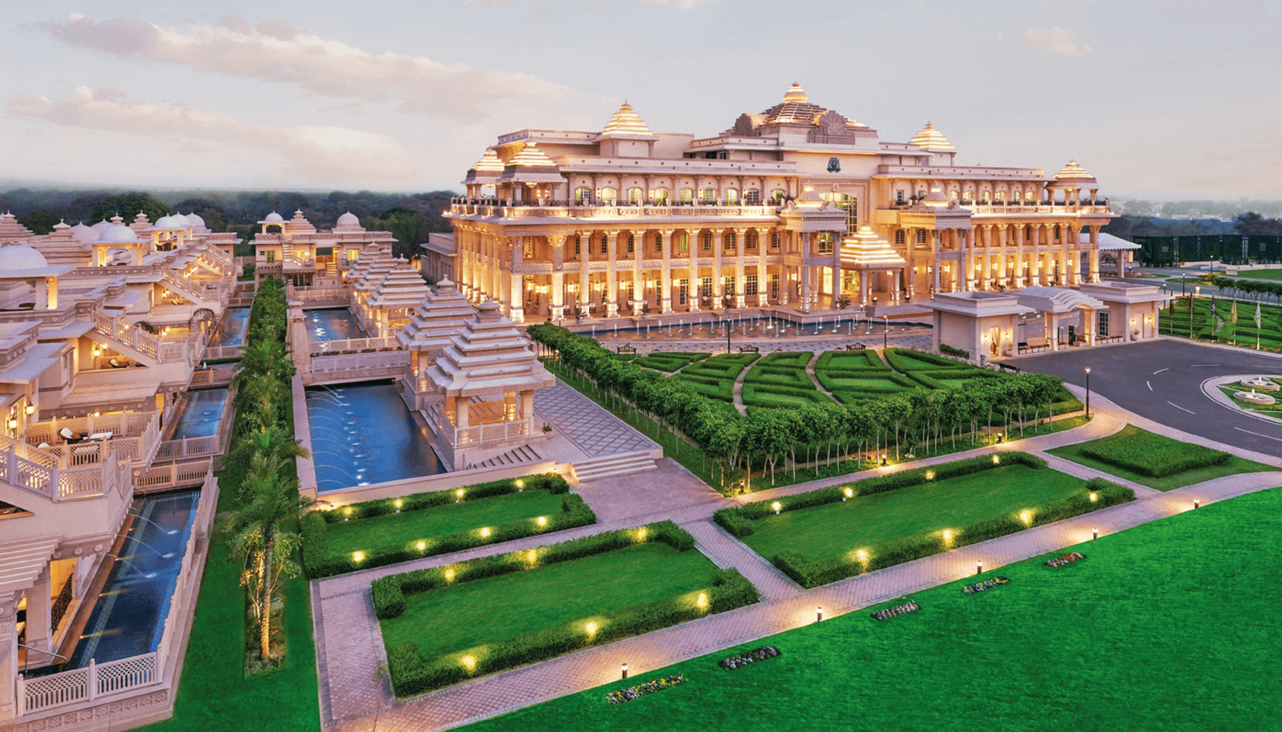 Jaipur: Best Luxury Resort Deals Upto 50% Off