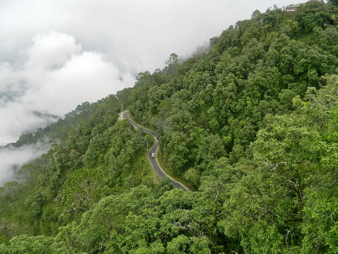 Snow Viewpoint And Hawaghar