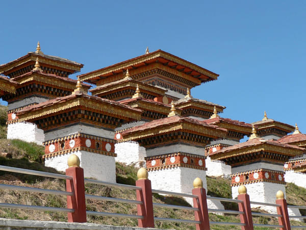 Five Chortens