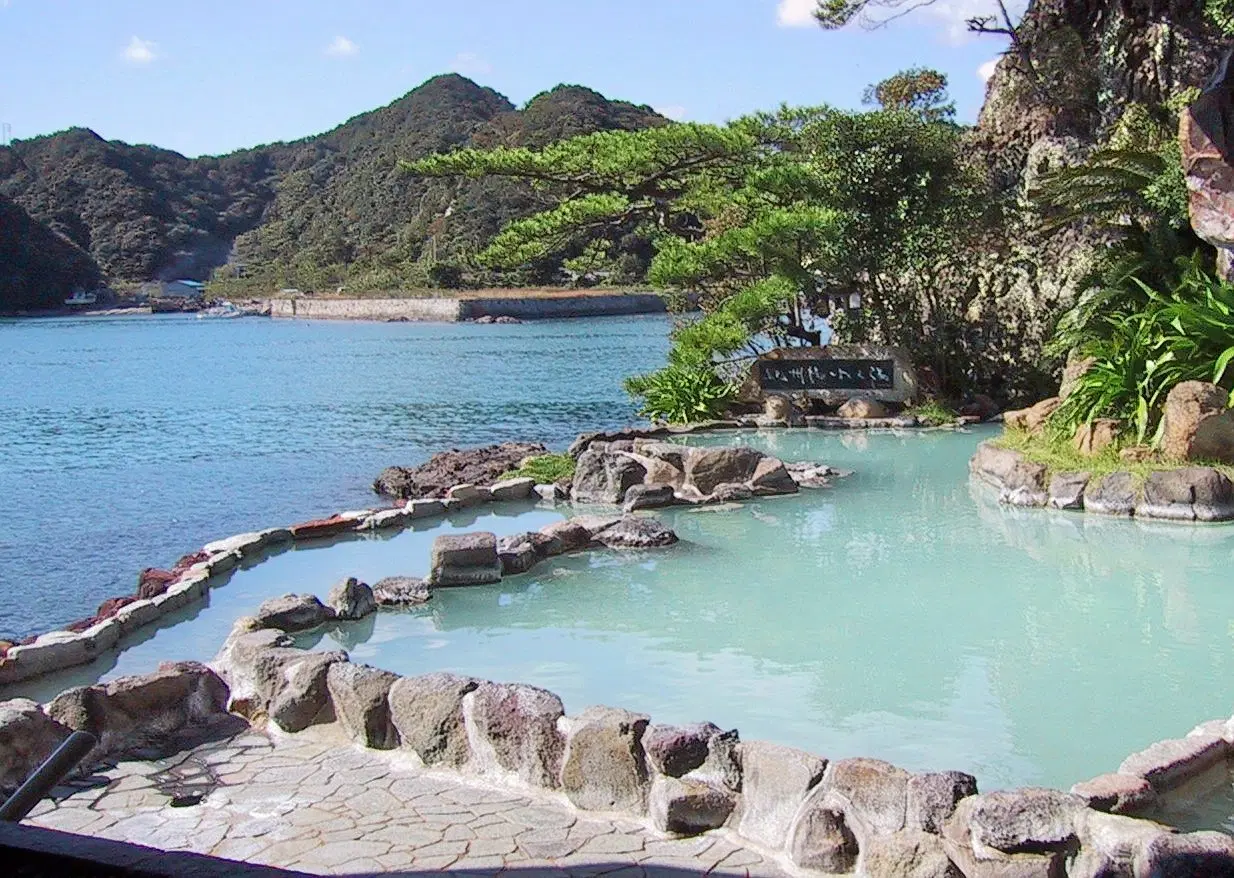Natural Salt Water Jacuzzi, Air Hangat Village