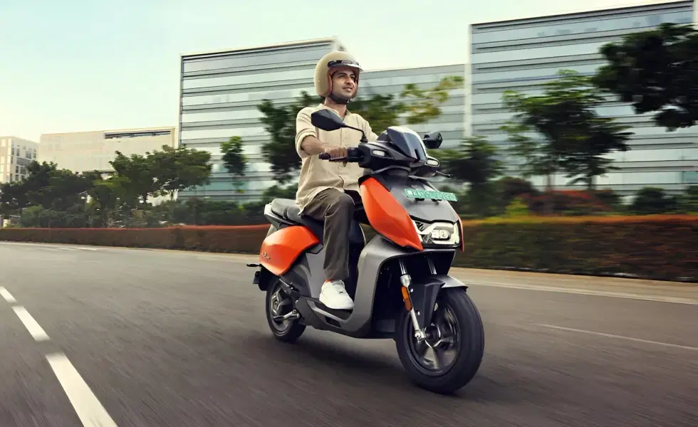 Scooty Rental in Surat Image