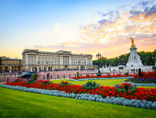 Visit the Buckingham Palace