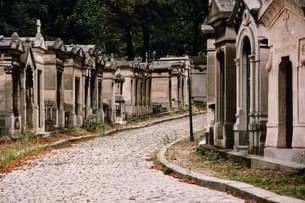 Pere Lachaise Cemetery Tickets, Paris