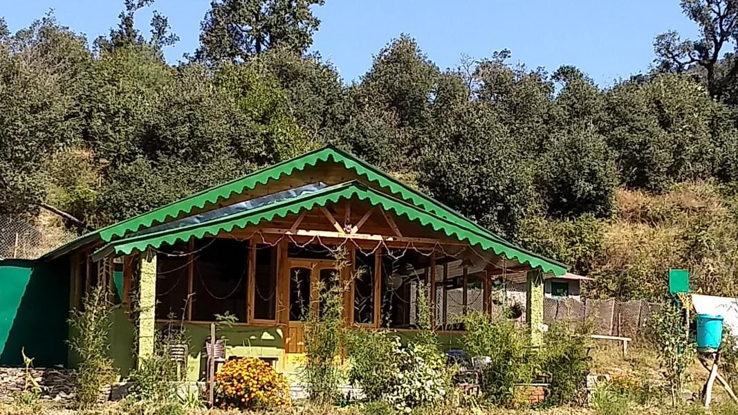 Wooden Cottage Stay In Nainital Image