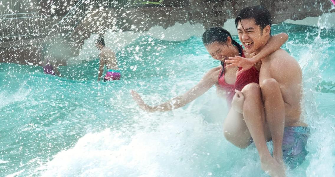 Adventure Cove Waterpark Bluewater Bay
