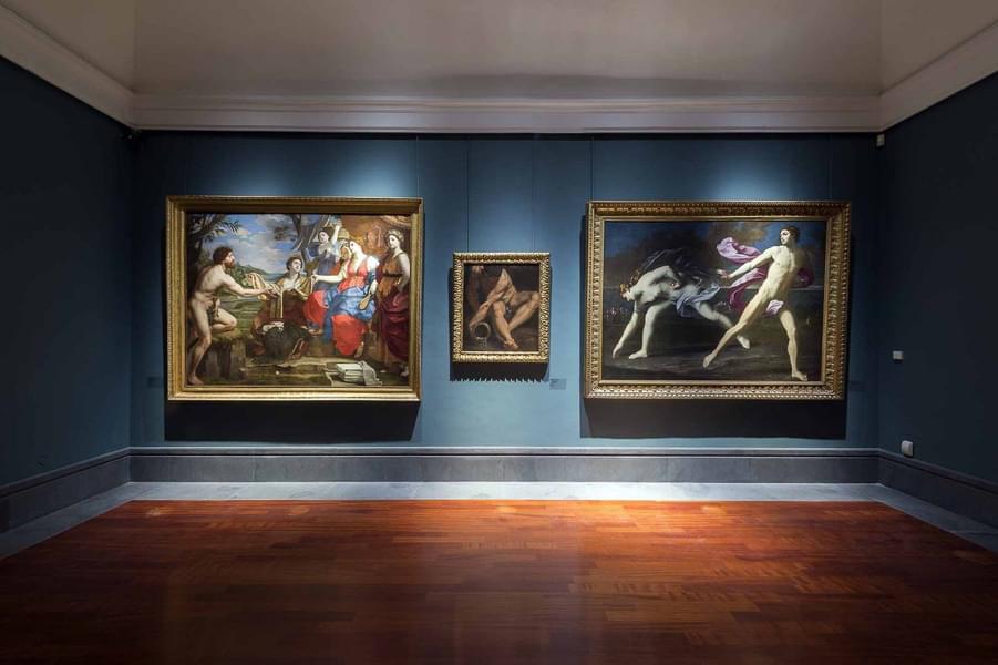 Admire the art works by well known artists including Masaccio, Botticelli, Michelangelo, and more