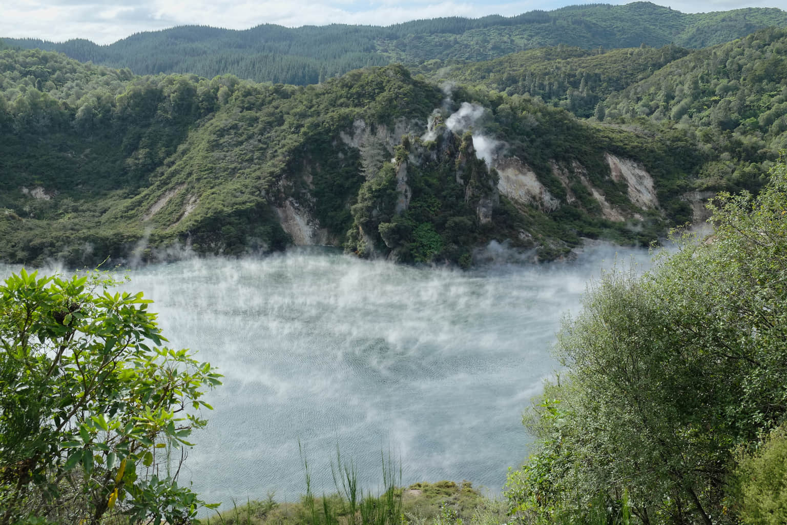 Explore Frying Pan Lake