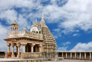 B045y4dvm6kx3mni4okg39xvnqee 1531911215 chausath yogini