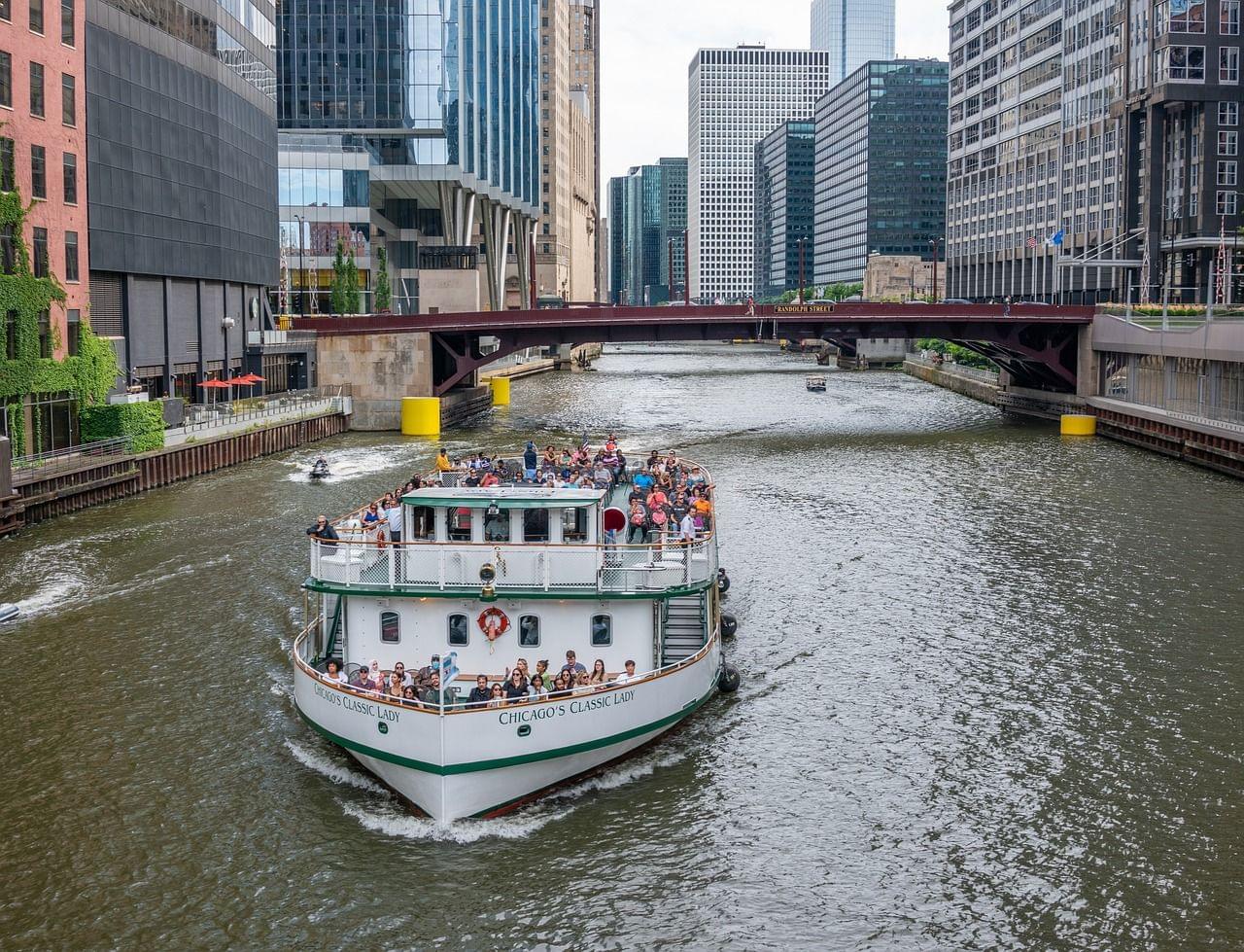 Bridges Sightseeing Cruise