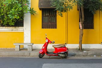 Ride through Pondicherry’s charming French quarters