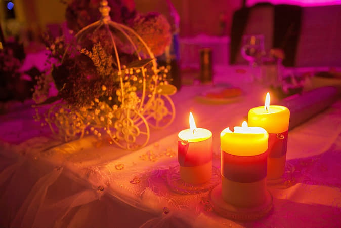 Dim light settings at the place will set your mood just right