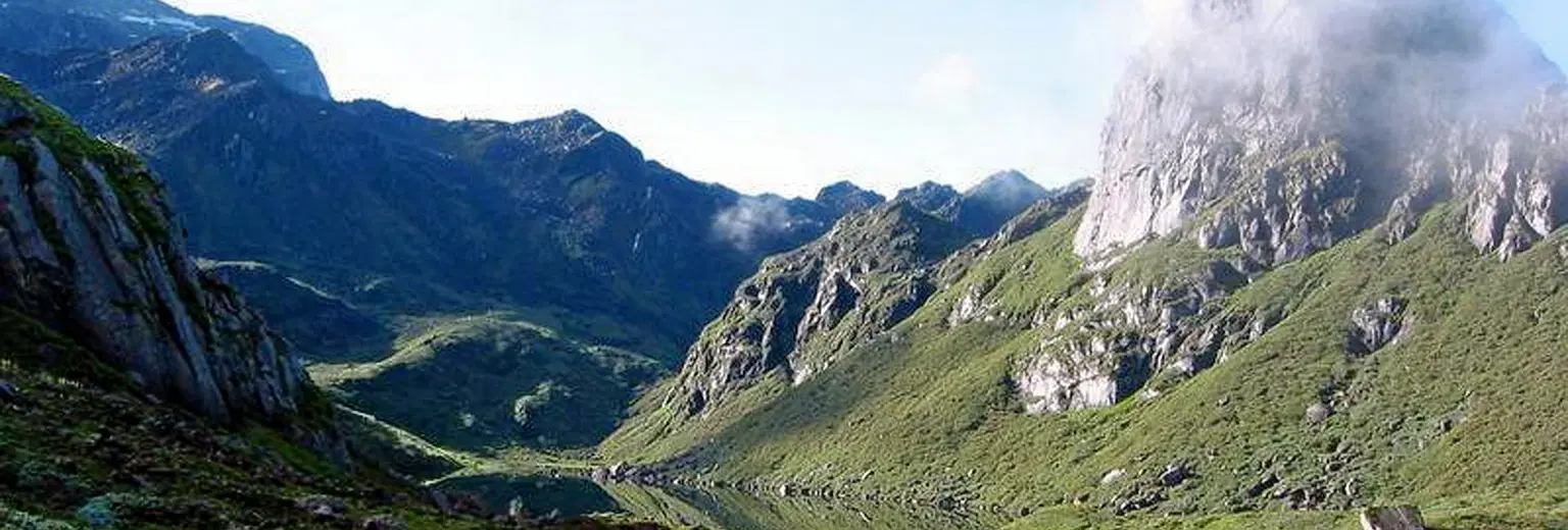 Tosar Lake Trek
