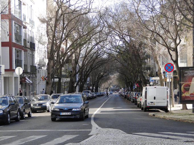 Sao Jorge castle by Car