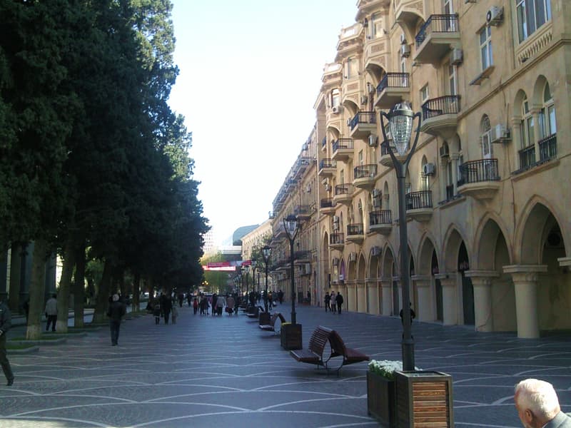 Baku City Sightseeing Tour Image
