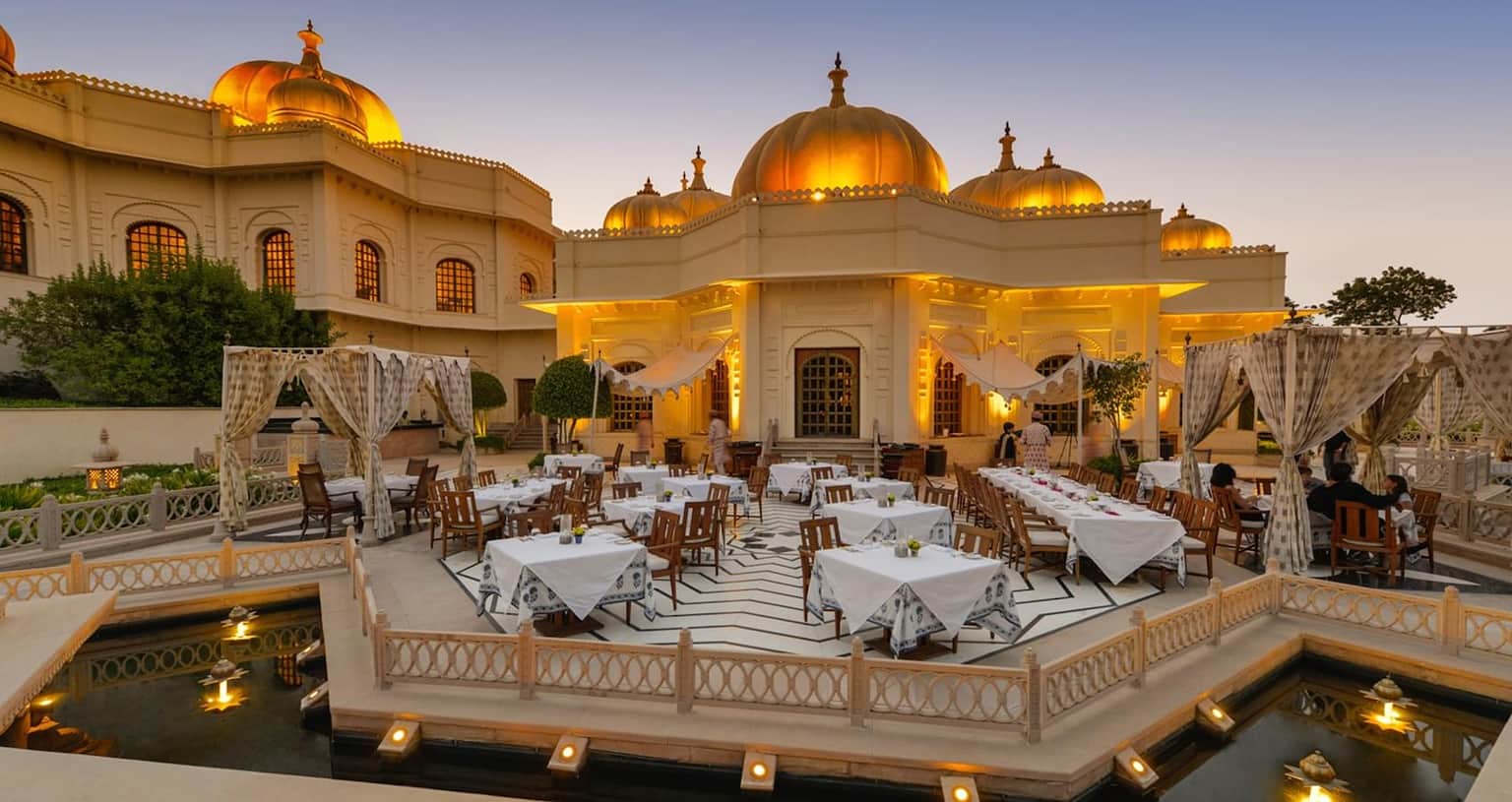 Best Luxury Stays Tours