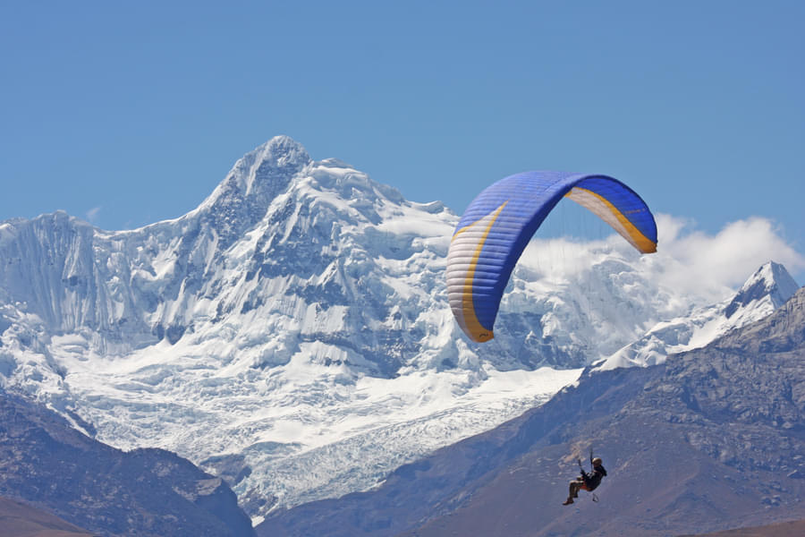 Paragliding in Solang Valley Image