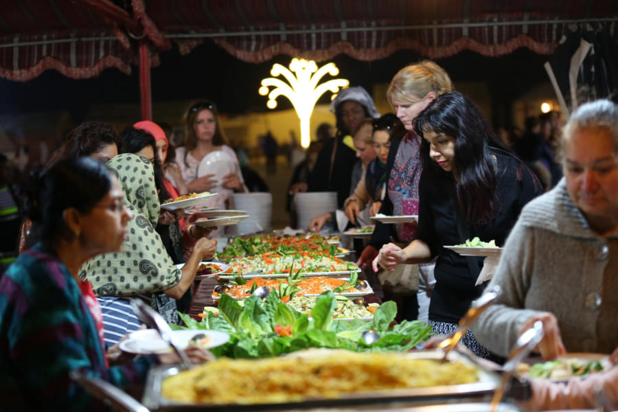 Experience the desert safari with BBQ dinner during night