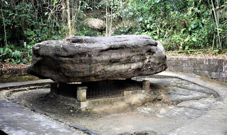 Balancing Rock of Mawlynnong