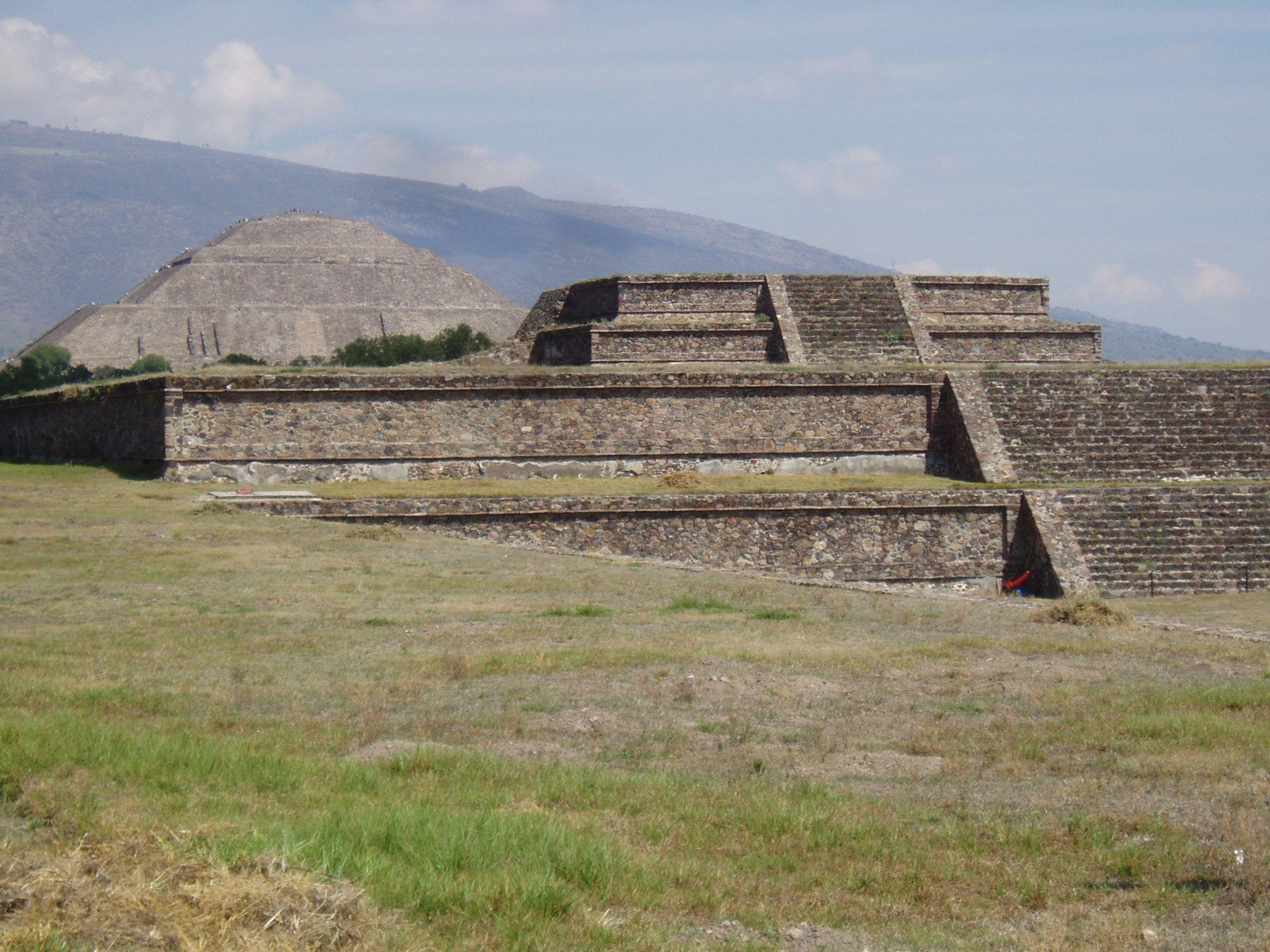 Teotihuacan Pyramids Tour 