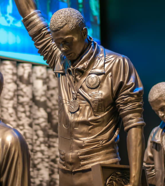 National Museum of American History in Northwest - Tours and Activities