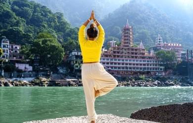 Indulge in Ganga-side yoga and pranayama