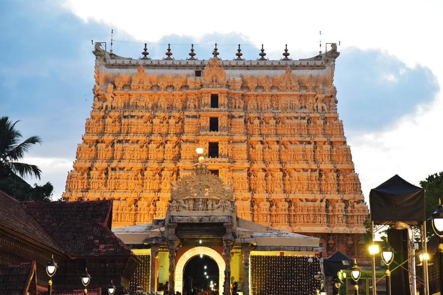 Sree Padmanabhaswamy Temple & Aazhimala Shiva Temple Tour Image