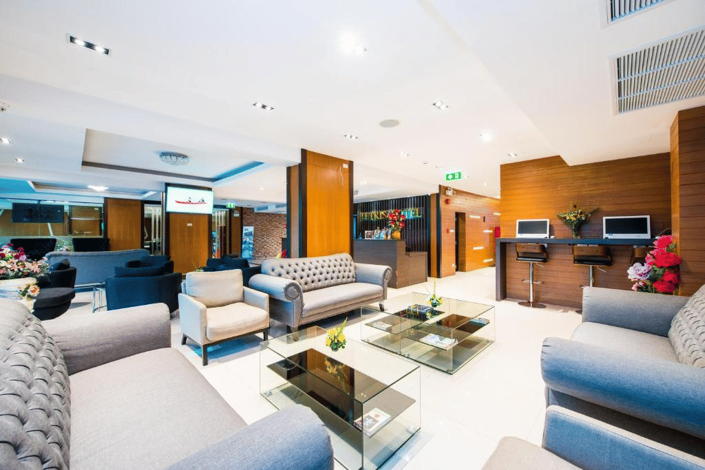 Tetris Hotel, Krabi