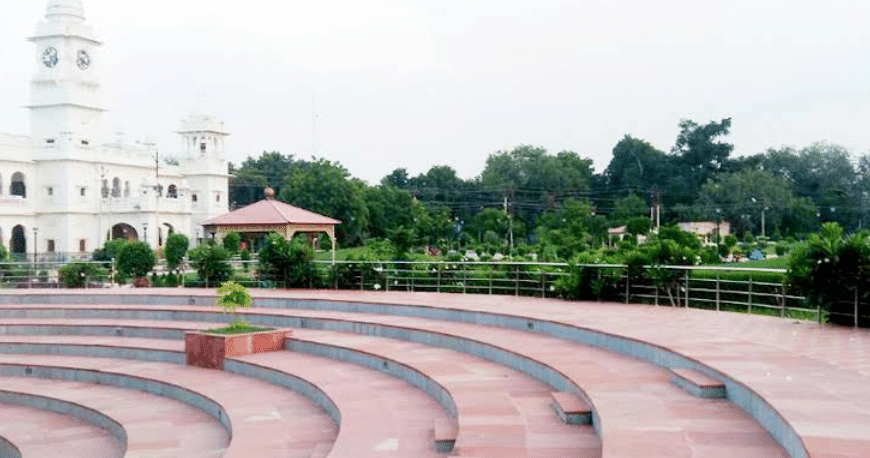 Phool Bagh Overview