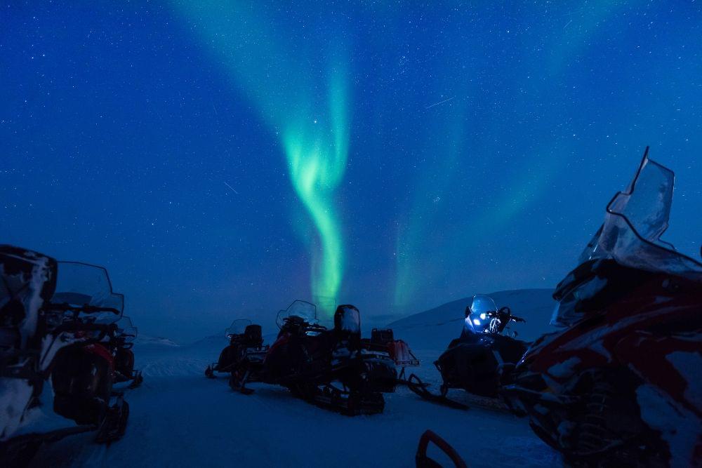 Snowmobile Safari Northern Lights