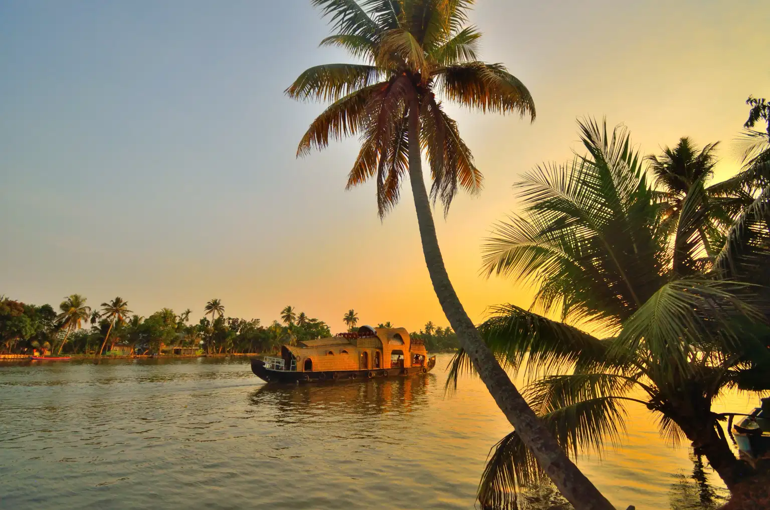 Getaway to Kerala | A Journey Through Paradise of South India
