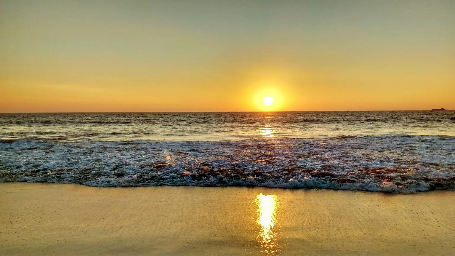 Wairy Ubhatwadi Beach