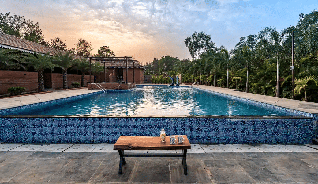 Waterfront Villa With Swimming Pool In Karjat Image