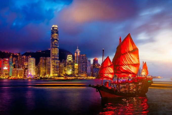 Victoria Harbour Night Tour