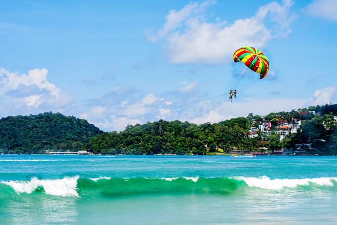 Parasailing In Phuket