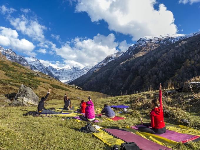 deo tibba base camp trek