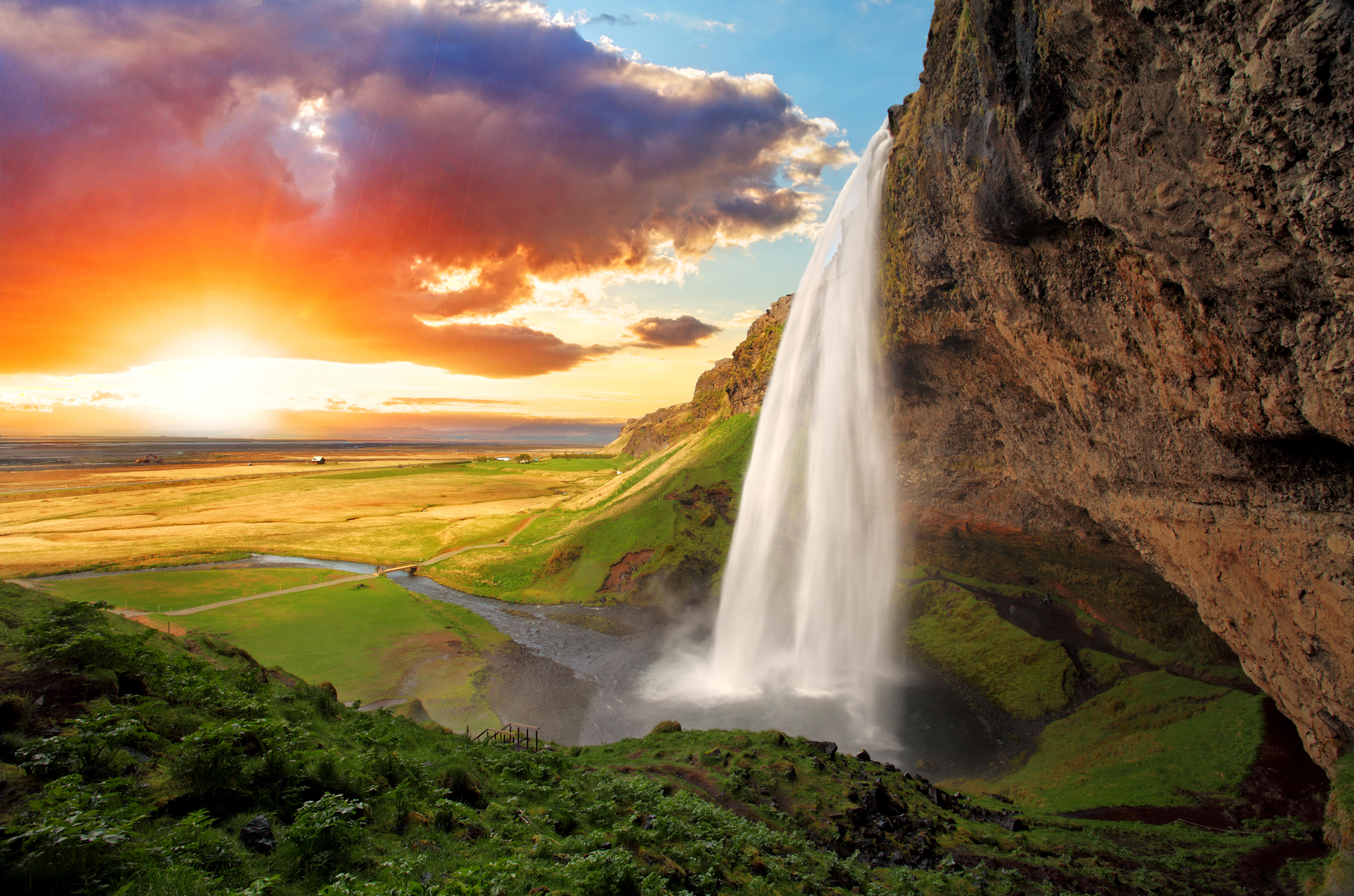 Iceland Packages from Delhi | Get Upto 50% Off