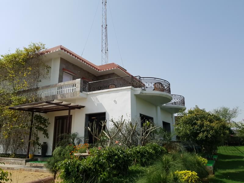 Rustic Homestay Amidst The Lush green Farms in Gurugram Image